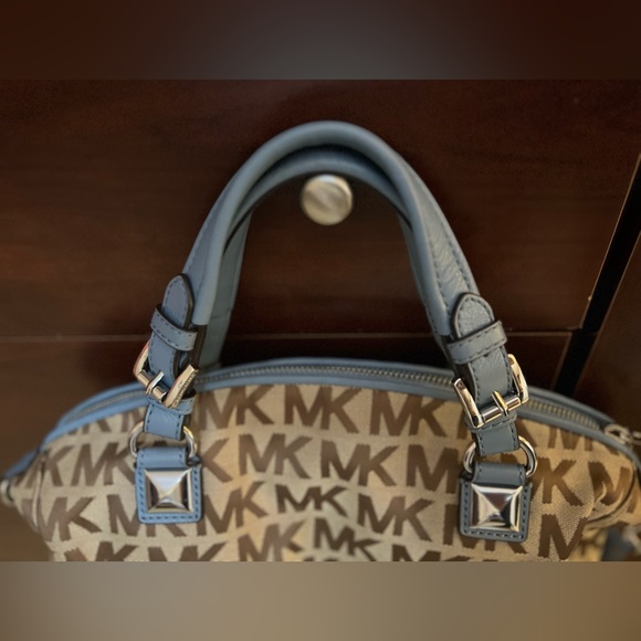 Michael Kors bag - Picture 12 of 13